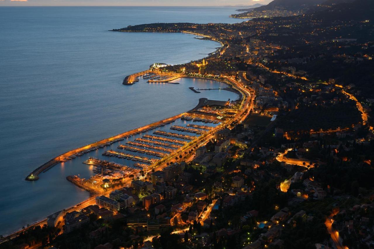 Hotel Bea Boat Charter Menton Exterior foto